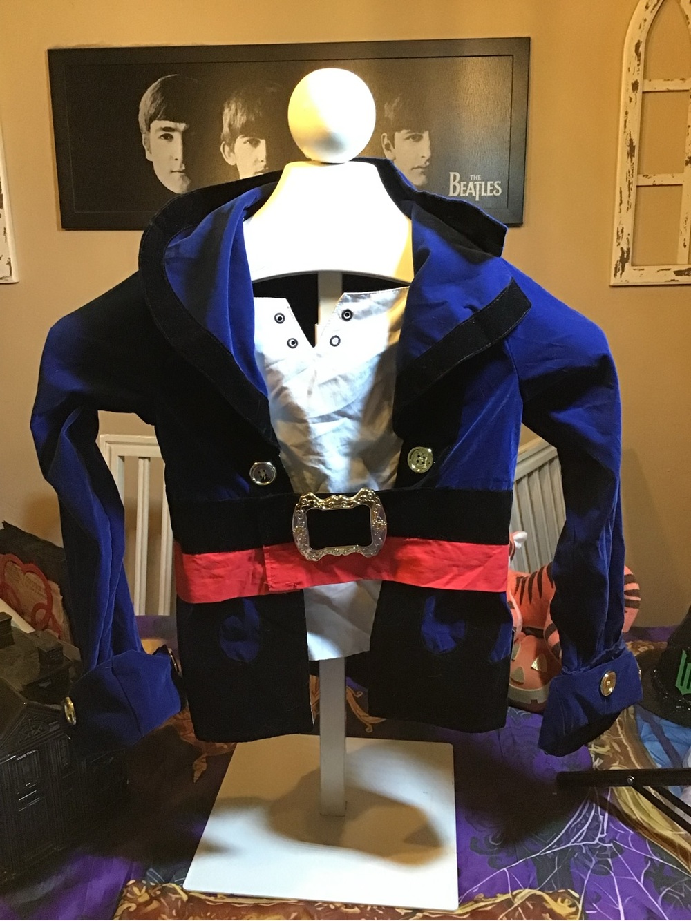 Disney store prince or pirate costume jacket size 5/6